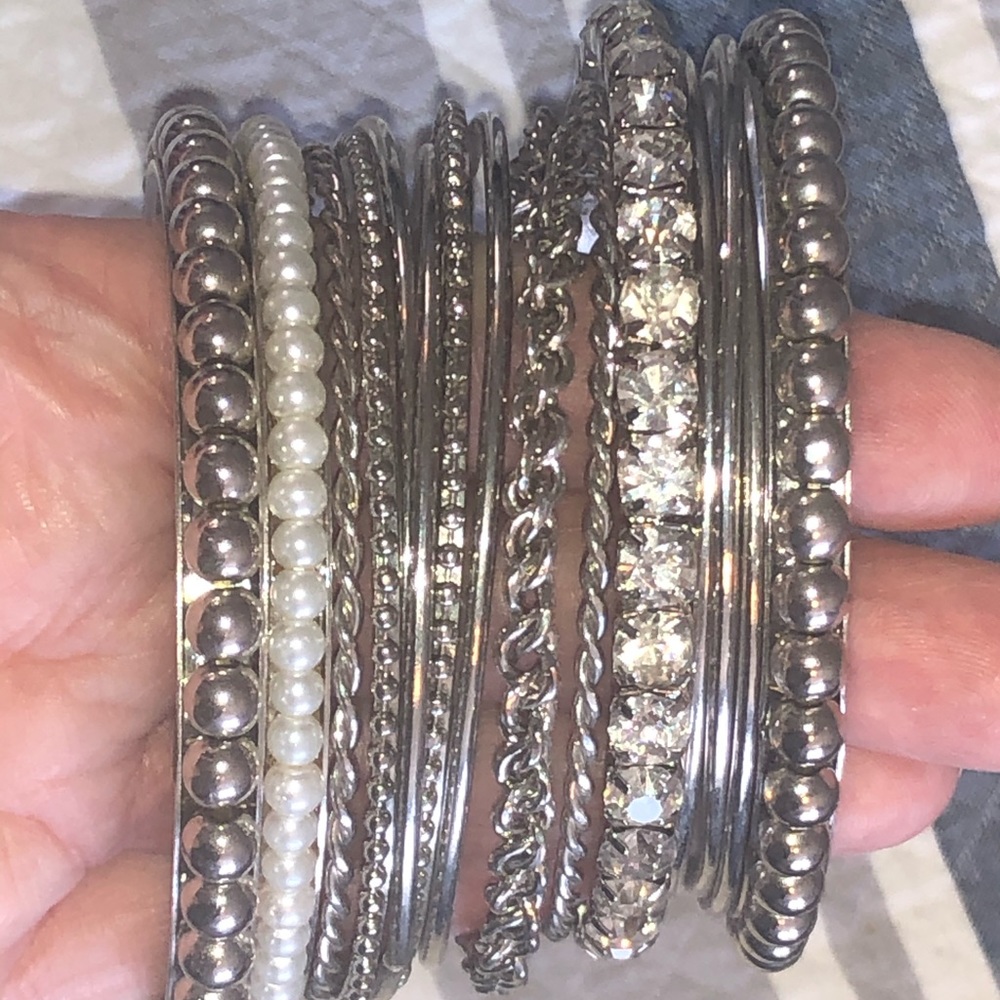 Silver bangle set